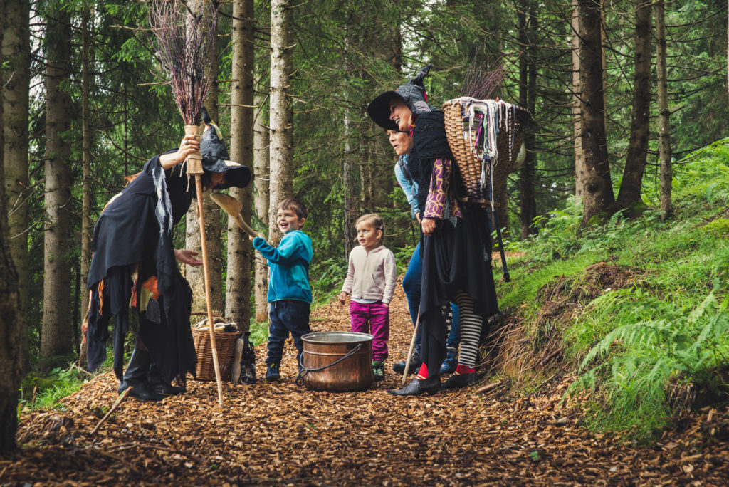 durch den Hexenwald zur Hexerei